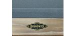 3695 $ ( Rég : 4695 $ ) Démonstrateur de plancher Table de billard rustique 8 pieds Brunswick Allenton